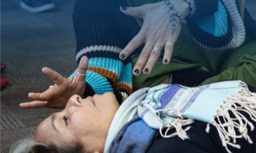 Ritual para espiritualidade secular e presença consciente.